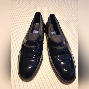 Nunn Bush Black Oxfords Sleek Design